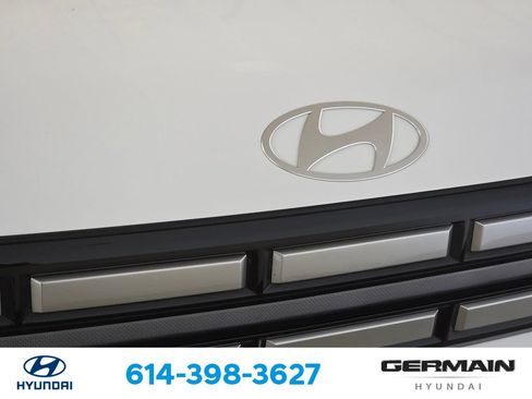 Used 2025 Hyundai Santa Fe SEL AWD/4WD image 14