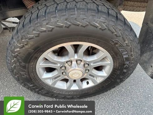 Used 2015 RAM 2500 Laramie AWD/4WD image 13