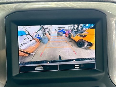 Used 2026 Chevrolet Silverado 2500 Custom w/ Custom Value Package image 14