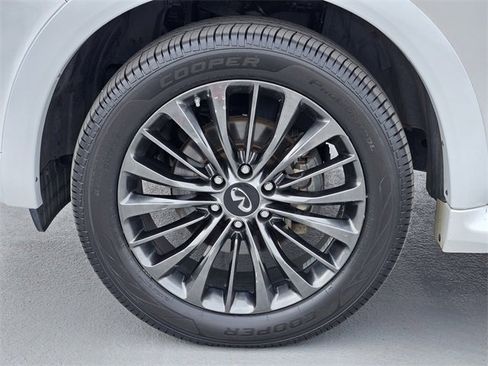 Used 2021 INFINITI QX80 Premium Select w/ Cargo Package image 10