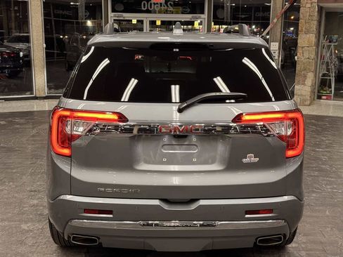 Used 2023 GMC Acadia Denali w/ Denali Technology Package image 12