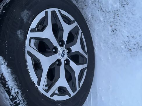 Used 2023 Subaru Forester Premium image 10