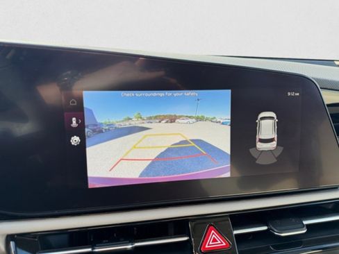 Used 2023 Kia Niro Wind w/ Wind Preserve Package FWD image 16