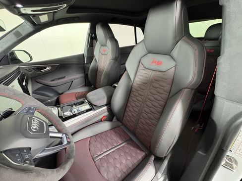 New 2026 Audi RS Q8 performance image 12