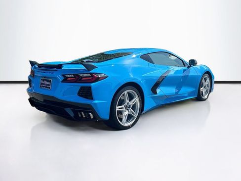 Used 2020 Chevrolet Corvette Stingray Coupe w/ Z51 Performance Package RWD image 10