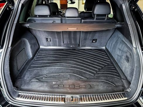 Used 2014 Porsche Cayenne Diesel AWD/4WD image 23
