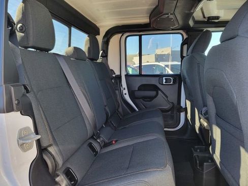 New 2026 Jeep Gladiator Sport image 22