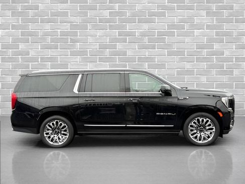 Certified 2024 GMC Yukon XL Denali Ultimate image 8
