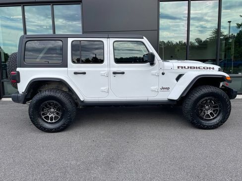 Used 2023 Jeep Wrangler Unlimited Rubicon w/ Xtreme 35 Tire Package AWD/4WD image 3