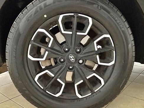 Used 2023 Hyundai Santa Cruz SEL image 15