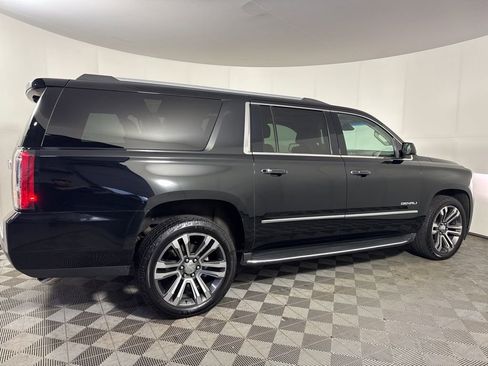Used 2017 GMC Yukon XL Denali w/ Open Road Package AWD/4WD image 7