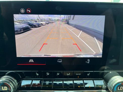 Used 2026 GMC Canyon AT4 AWD/4WD image 39