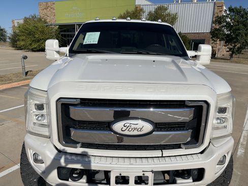 Used 2016 Ford F250 Lariat w/ Lariat Ultimate Package image 9