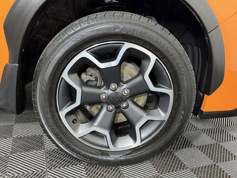 Used 2013 Subaru Crosstrek 2.0i Limited image 37