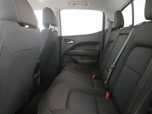 Used 2022 Chevrolet Colorado LT w/ LT Convenience Package image 24