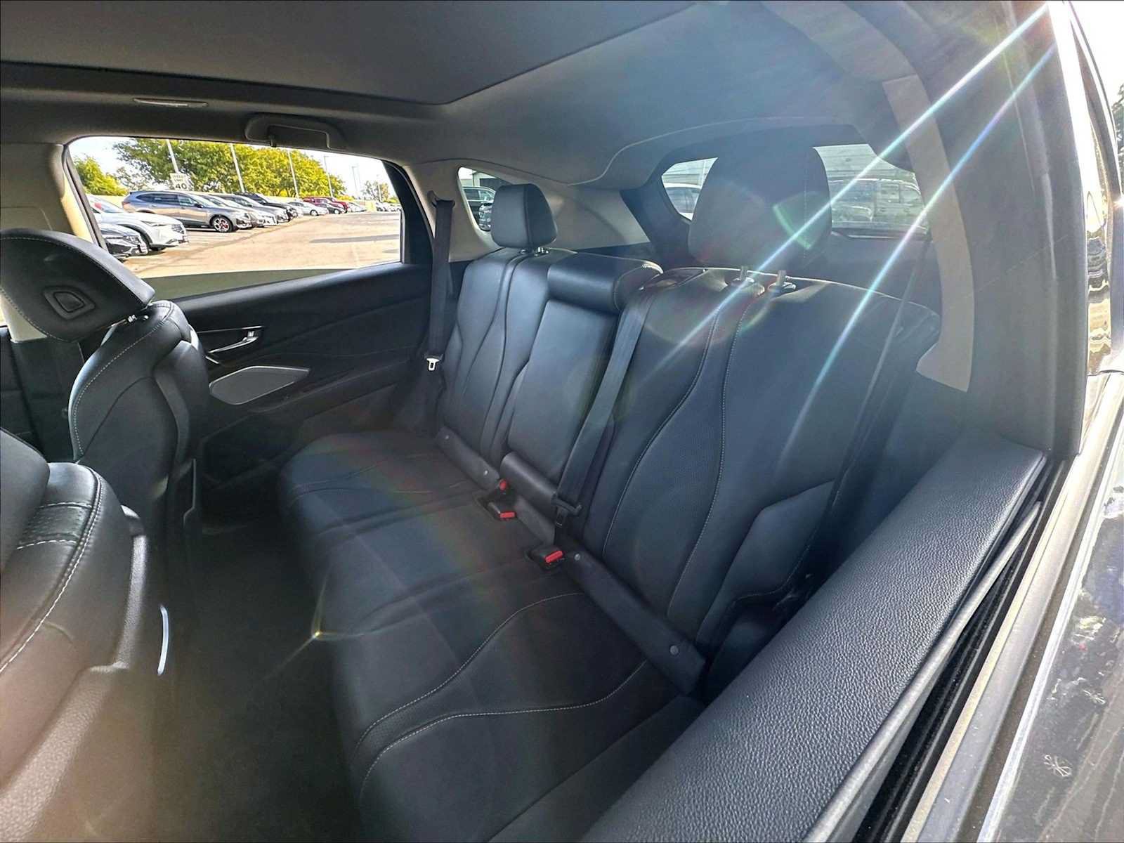 Used 2023 Acura RDX w/ Technology Package FWD image 28
