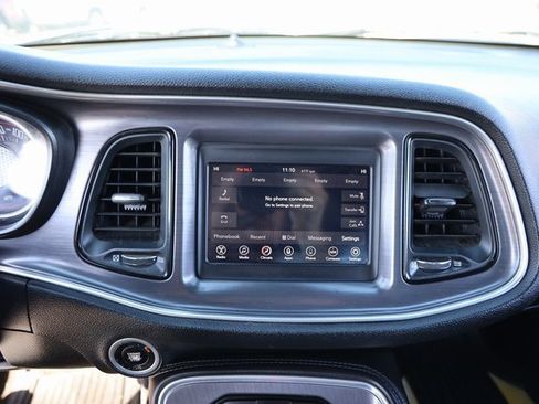 Used 2018 Dodge Challenger R/T image 17