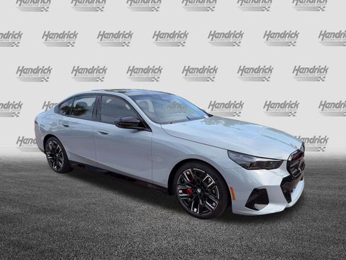 New 2026 BMW i5 AWD/4WD image 2