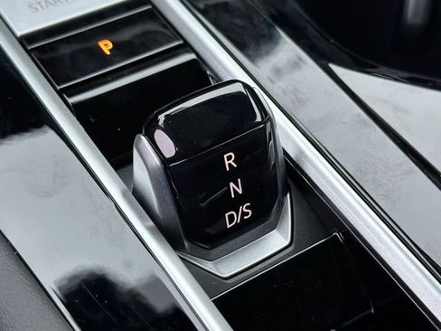 New 2026 Volkswagen Atlas SE image 38