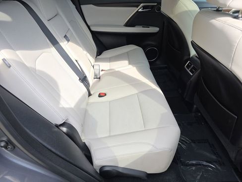 Certified 2022 Lexus RX 350 FWD w/ Premium Package image 18