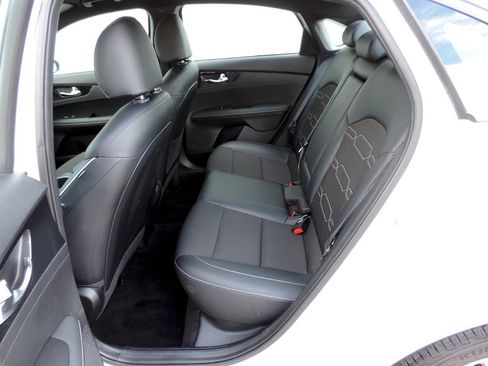 Used 2024 Kia Forte GT-Line FWD image 17