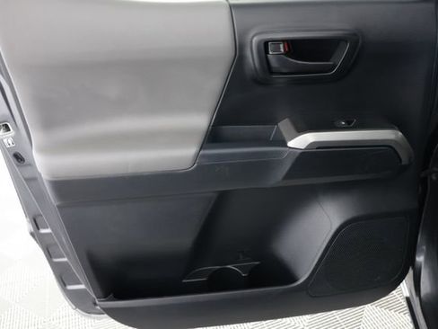 Used 2018 Toyota Tacoma SR5 image 24