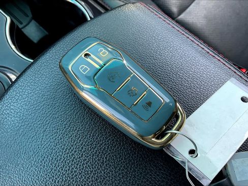 Used 2017 Ford Explorer Sport image 14