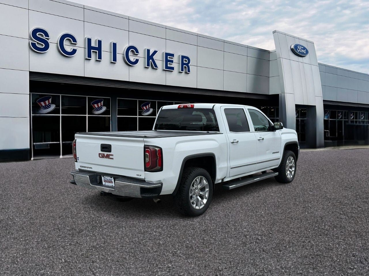 Used 2016 GMC Sierra 1500 SLT w/ SLT Premium Package AWD/4WD image 2