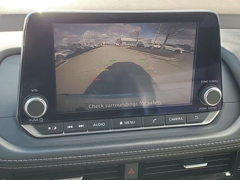 Certified 2023 Nissan Rogue SV w/ SV Premium Package AWD/4WD image 30