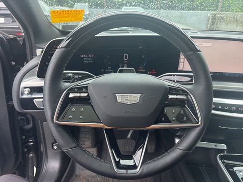 Used 2024 Cadillac Lyriq Luxury w/ LPO, Floor Liner Package AWD/4WD image 8