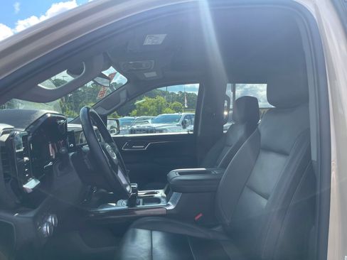 Used 2022 GMC Sierra 1500 AT4 image 14