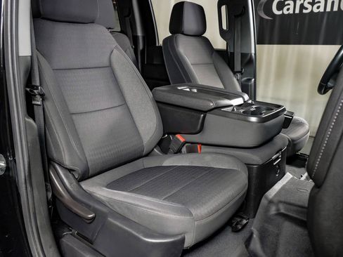 Used 2022 Chevrolet Silverado 2500 LT w/ Convenience Package image 29