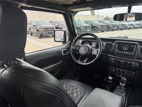 Used 2022 Jeep Wrangler Unlimited Sport image 15