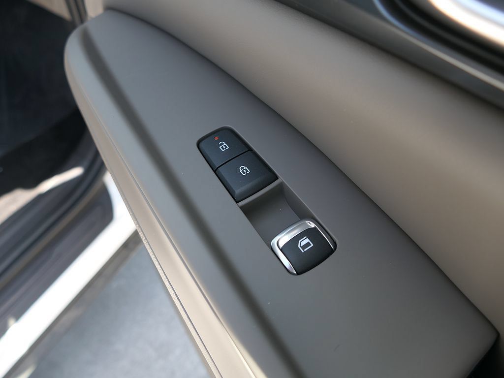 New 2026 Kia Carnival LXS FWD image 20