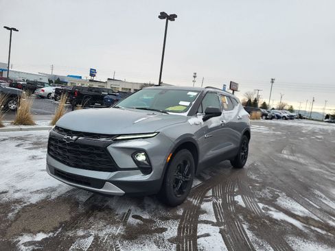 Used 2023 Chevrolet Blazer LT w/ Convenience Package image 7