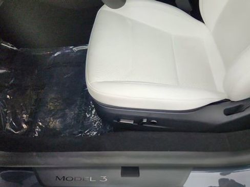 Used 2025 Tesla Model 3 Long Range image 32
