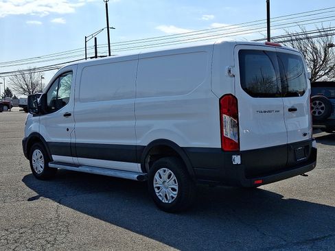 Used 2024 Ford Transit 250 Low Roof w/ Exterior Upgrade Package RWD image 4