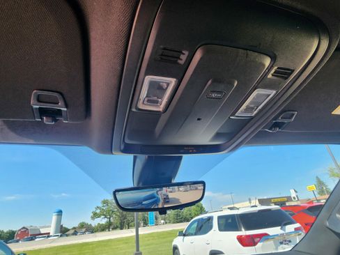 Used 2021 Chevrolet Tahoe 4WD image 17