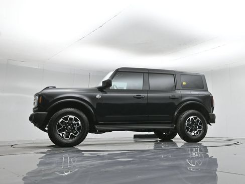 Used 2026 Ford Bronco Outer Banks AWD/4WD image 52