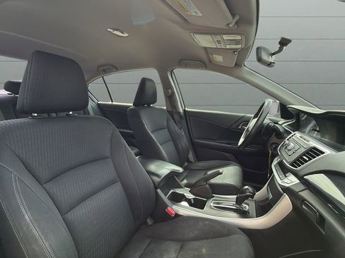 Used 2015 Honda Accord Sport image 27