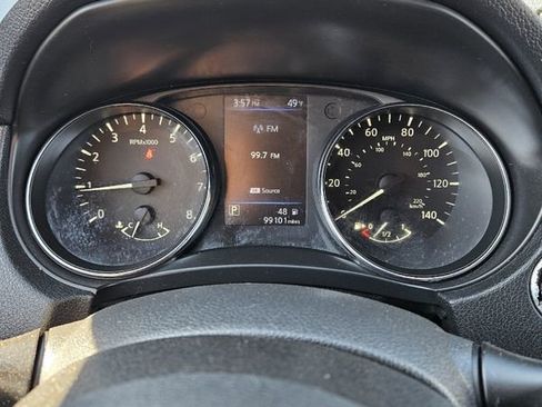 Used 2018 Nissan Rogue SL w/ Premium Package image 14