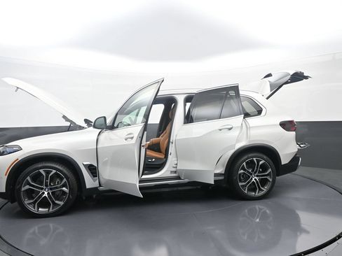 New 2026 BMW X5 xDrive40i w/ Premium Package AWD/4WD image 41