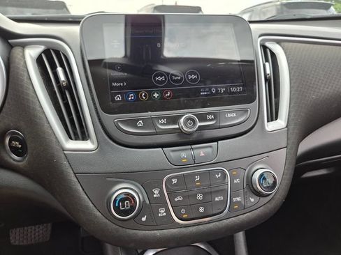 Used 2022 Chevrolet Malibu LT FWD image 25