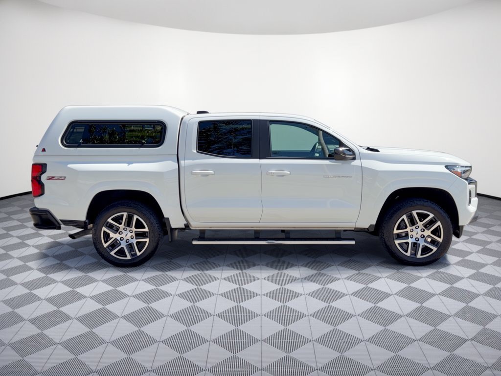 Certified 2024 Chevrolet Colorado Z71 w/ Z71 Convenience Package 2 AWD/4WD image 8