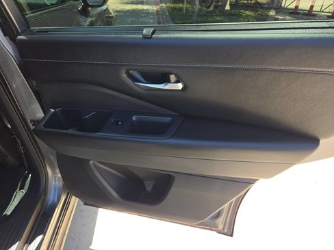 Certified 2025 Nissan Pathfinder SL AWD/4WD image 27