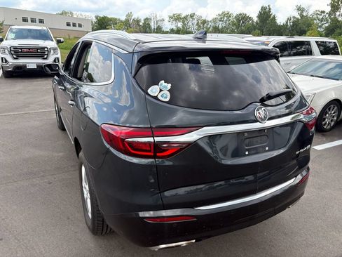 Used 2019 Buick Enclave Essence AWD/4WD image 4