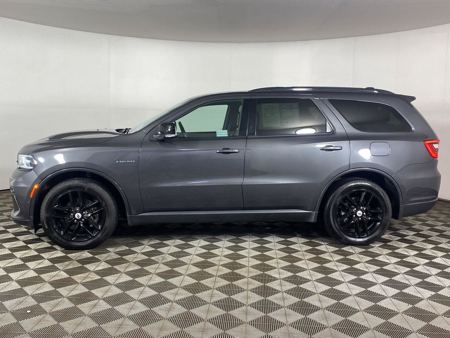 Used 2025 Dodge Durango R/T AWD/4WD image 6