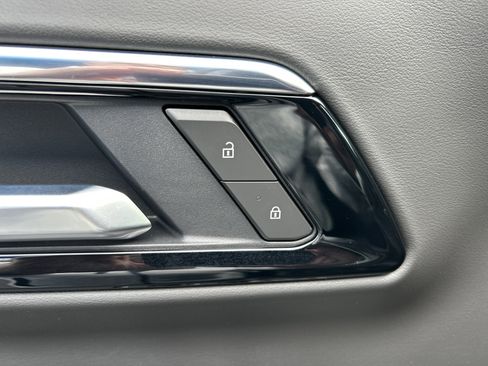 New 2026 Chevrolet Tahoe LS image 15