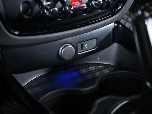 Used 2023 MINI Cooper Clubman S w/ Premium Package image 22