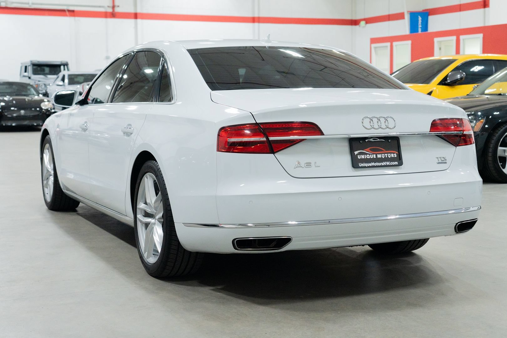 Used 2015 Audi A8 L TDI w/ Premium Package AWD/4WD image 4